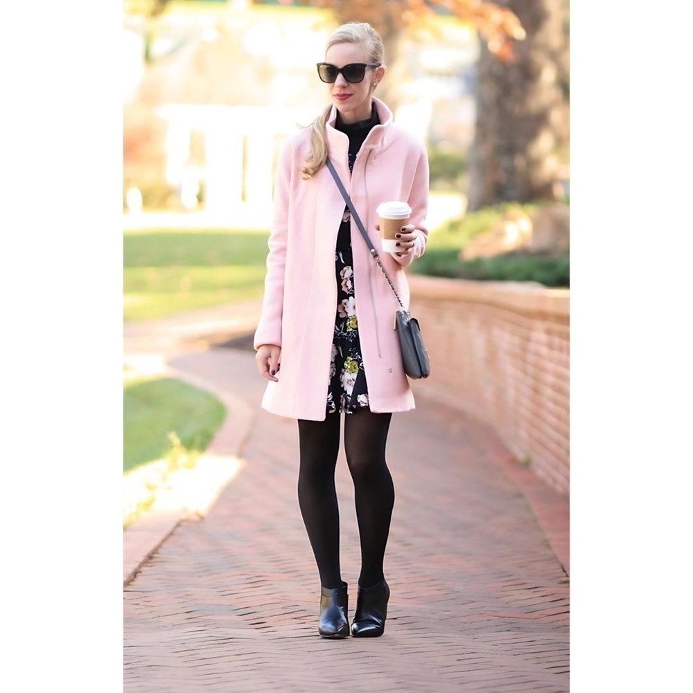 NEW! Express Blush Classic Cocoon Coat - Button and  Zip Up- Hidden Pockets! - Picture 2 of 10